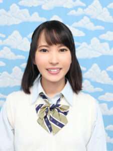 【新作 エロ動画】鈴木千尋 – ラップ越しに弟と素股体験【DUGA】