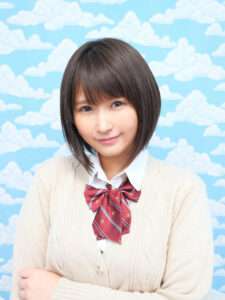 【新作 エロ動画】深田佑里、ラップで仕切られた弟と素股体験。【DUGA】