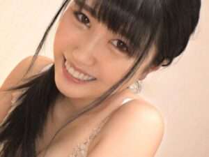 まだイッちゃダメ♡」とニヤニヤしながら男にねっとりフェラをする小悪魔女子！至高の手コキで男を翻弄し、絶頂へと導く。【エロ動画 天鹿】