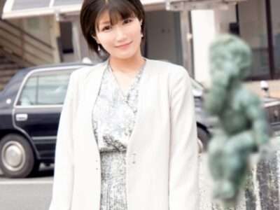 [若い妻が火で遊ぶ]「私の夫は十分ではありません...」イライラした痴女の妻は他の誰かのペニスに夢中です！女は完全に開いており、喜びを求めており、彼女は猫を濡らして浸している間、彼女は絶頂【エロ動画 天鹿】