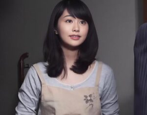 [既婚女性レイプ]美しく、エレガントで罪のない妻が彼女の「姉妹のボーイフレンド」によって彼女の生の性交を強いられている衝撃的なNTRビデオ！私はセックスを強制された後に何度も来ました【エロ動画 天鹿】