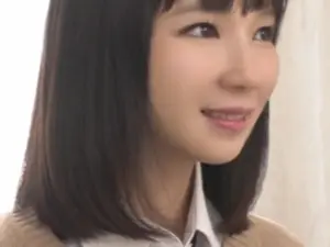 [野生のカウガールの位置にある若い女性の学校の水着]「ああ…いいえ、とても気持ちがいい…」彼女の邪魔にならない若い女性は、学校の水着で大胆です！彼女はふっくらしたお尻を振って、腰を粉砕し、非常にエロティックに感じているので、彼女がとてもかわいいと感じているので、苦しみにうめき声を上げます！ ♡【エロ動画 天鹿】