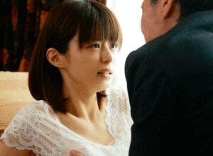 脅されて抱かれた新妻の涙は、いつの間にか甘い呻き声に変わっていた。【エロ動画 天鹿】